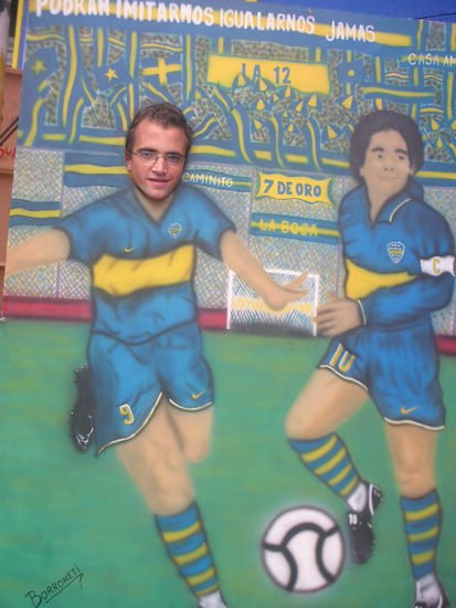 Hier spietl Señor Maradona, mit Señor Andres.