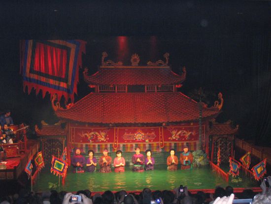 Die Puppenspieler (ich moechte nicht mehrmals am Tage bis zur Huefte im Wasser stehen)