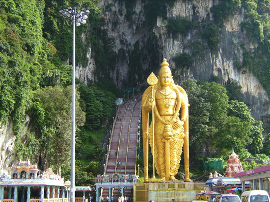 272 Stufen bis zum Eingang! A looong way up!