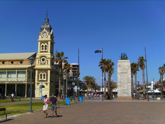 Am Hafen von Glenelg