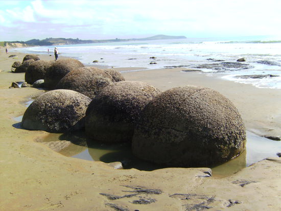 Moeraki Boulders