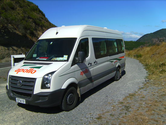 Speziell fuer unseren treuen Leser (und Tanzlehrer) Wuerfel: Unser Bolide in Neuseeland (man beachte die Oesterreichflagge!)