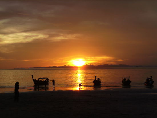 Unser 1. Sonnenuntergang in Asien 