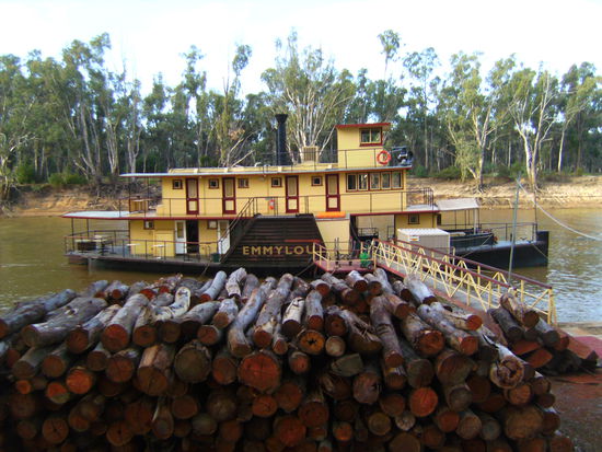 Alter Raddampfer am Murray River in Echuca 