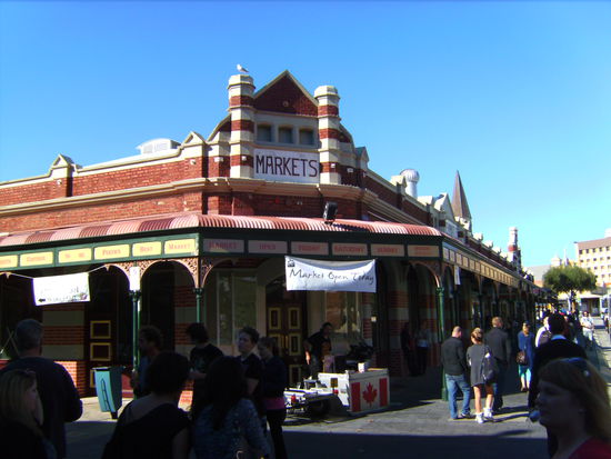 Fremantle Markets on Sunday