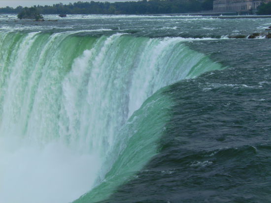 ...und direkt über dem Abgrund 