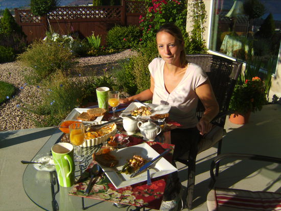 Breakfast @ Lakeview B&amp;B...