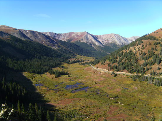 Traumhaftes Bergpanorama in den Rockies - hier knapp unter dem Independence Pass