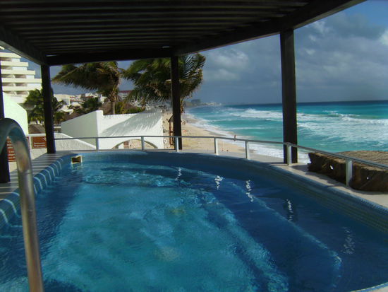 Bei Sonnenschein war die Aussicht vom Whirlpool traumhaft...