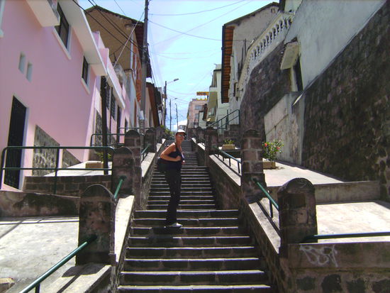 Zunächst ging es überaus steil bergauf...