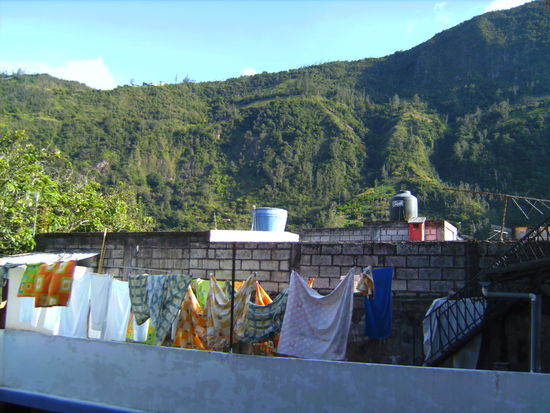 Ausblick vom Balkon unseres Zimmers in Banos 