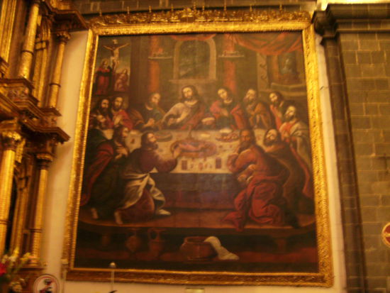 Hier der Beweis: Beim letzten Abendmahl hat es Meerschweinchen gegeben!  Leider ein wenig verschwommen, weil man in der Kathedrale von Cuzco eigentlich nicht fotografieren darf... 