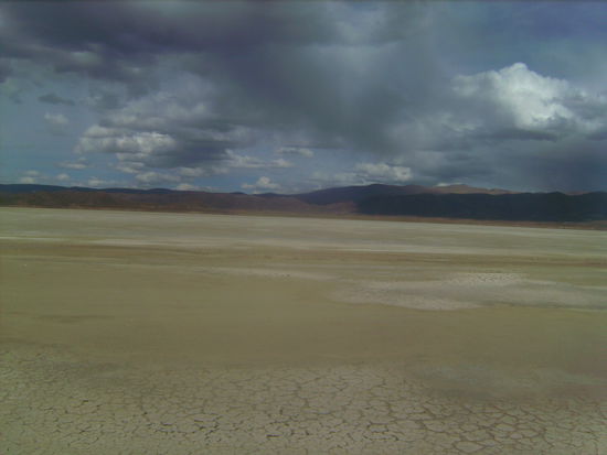 Erste Eindrücke der kargen Wüstenlandschaft des südwestlichen Altiplanos Boliviens...