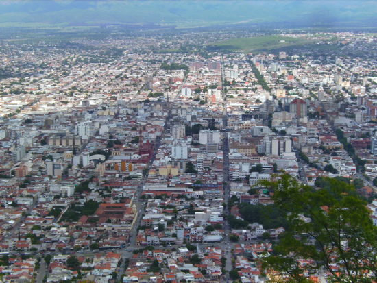 Salta vom Cerro San Bernardo aus gesehen