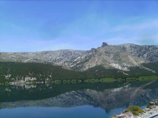 ... ist überall die Vulkanasche zu sehen...