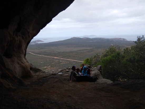 Blick aus der "Höhle" beim Frenchman Peak