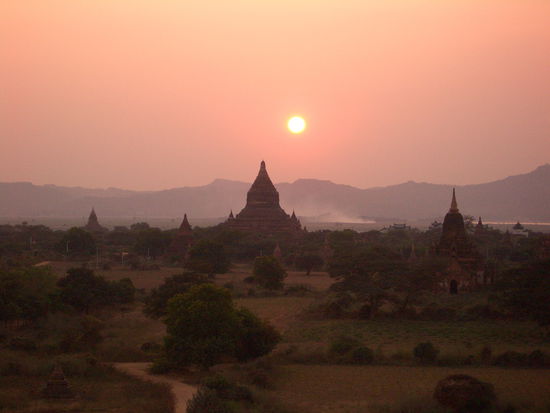 Sonnenuntergang in Bagan