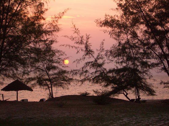 ...und der Hausstrand (ja, Sonnenuntergang)