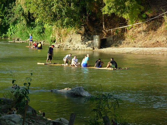 Ankunft mit dem Bamboo Floos
