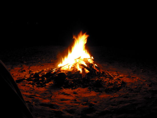 Lagerfeuer am Long Beach auf Koh Lanta