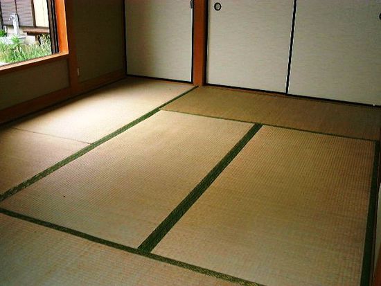 Tatami-Matten eher unbequem für uns Europäer