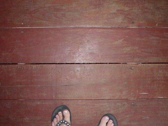 Unser Fussboden im Bungi mit Luftschlitzen