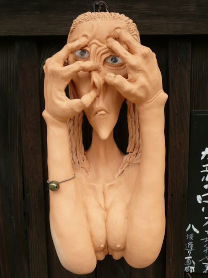 Tolle Skulpturen auf dem Weg zur Pagode