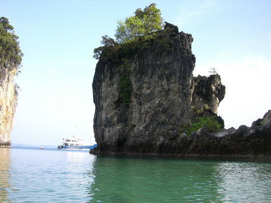 Kurzbesuch von Hong Island