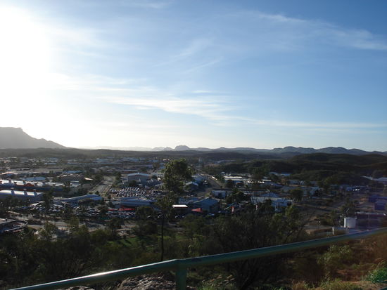 Sonnenuntergang von einem Aussichtshuegel bei Alice