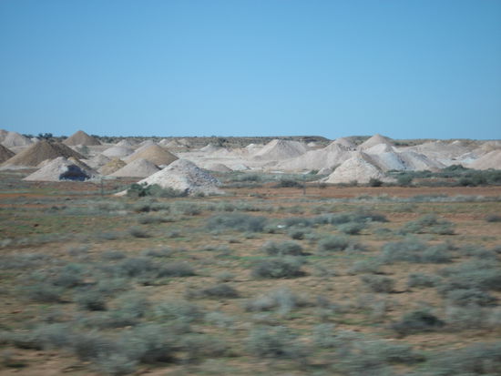 die opalminen ...oder das was man über der erde davon sieht