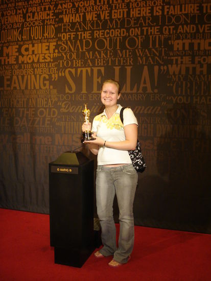 ...ich danke meiner mama, und meinem papa... *heul* ...und allen die mich so unterstützt haben in den vergangenen schweren jahren...