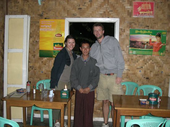 der Pastamann der leckersten Nudeln und Pancakes in ganz in ganz Myanmar zaubert....