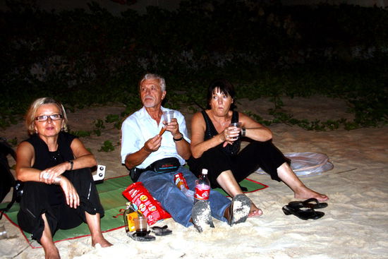 Silvester am Strand mit Mae Kong