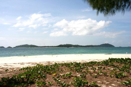 Blick von Ko Adang auf Ko Lipe