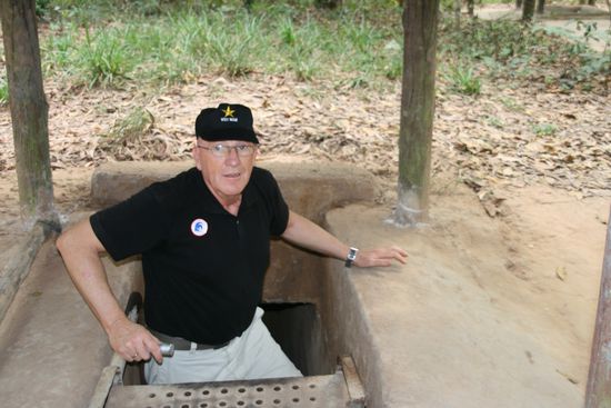 Tunnelsystem  aus dem Vietnamkrig in Cu Chi