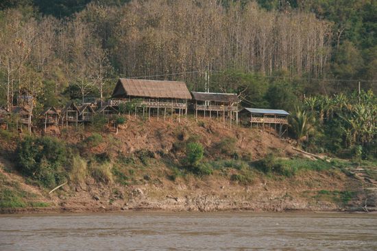 Ein Dorf am Mekong