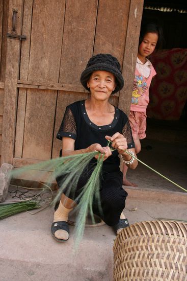 Madame bei Besenbinden