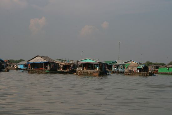 Schwimmendes Dorf im Tonle Sap See