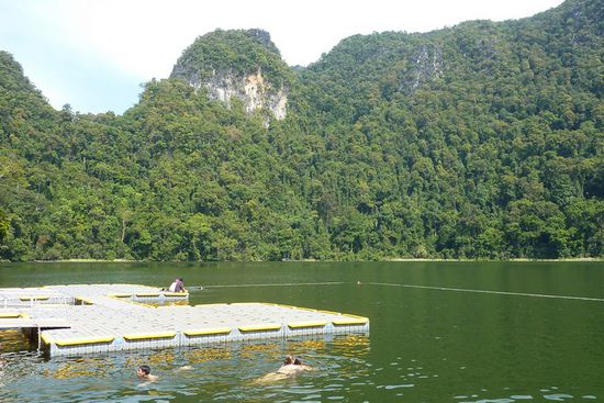 Süßwassersee auf Pregnant Maiden