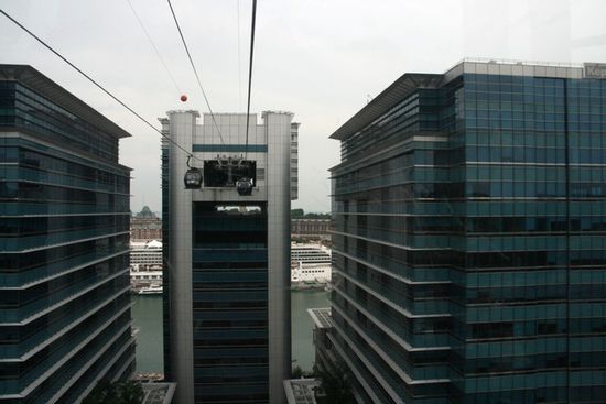 Mittelstation der Seilbahn - gleichzeitig Anlegestelle der Fähren