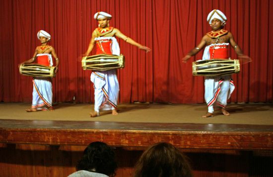 Kandy Tänze