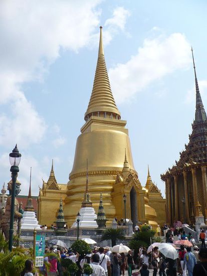 Goldene Stupa