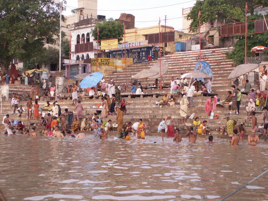 Morgens halb sechs in Varanasi...