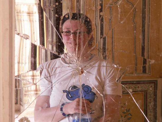 Spieglein, Spieglein an der Wand, wer ist die schoenste im ganzen Land? 
Ich scheinbar nicht...! 