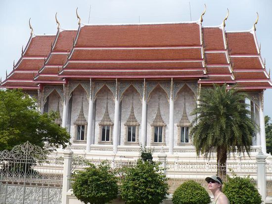 Hier wollten uns die Hunder verklaeffen...