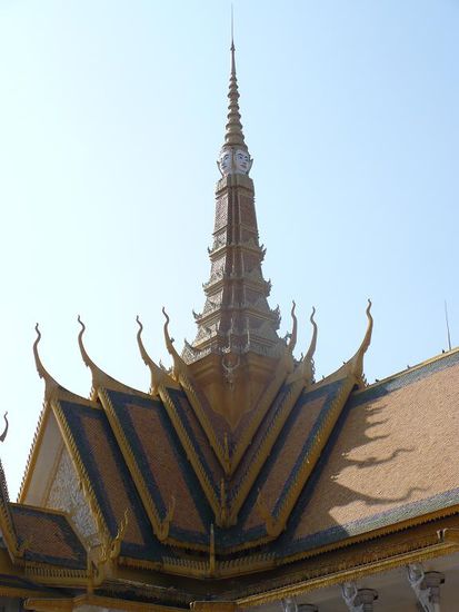 ... und das Dach des Saales.