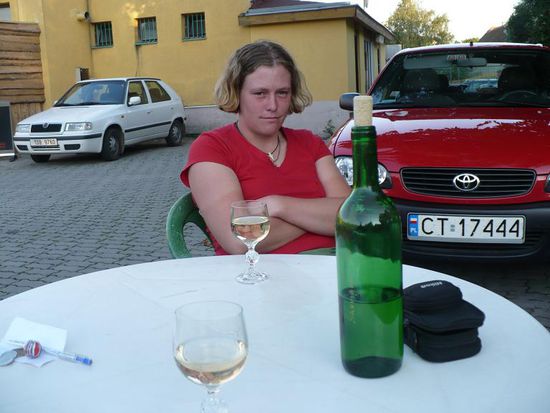 Mit ein bisschen Wein war der Schmerz bald vergessen