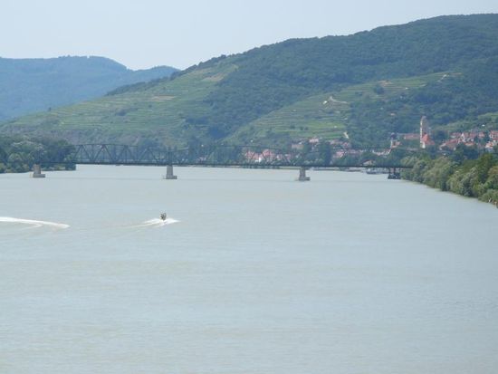 Yeah, geschafft!  Die Donau bei Krems
