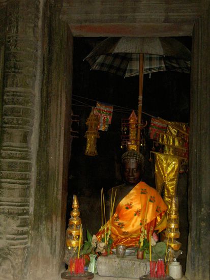 Gebetsorte sind hier an jeder Tempelecke