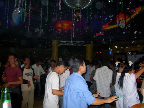 Seifenblasen und Ringelpiez mit anfassen